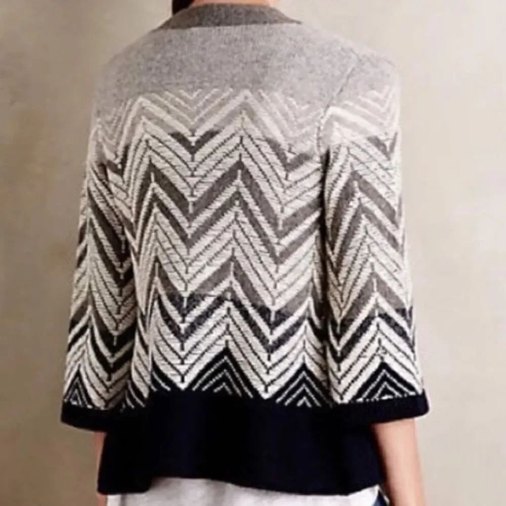Anthropologie Moth Gray White Chevron Knit Open Front Cardigan Sweater